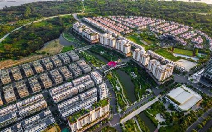 Can a foreigner own property?