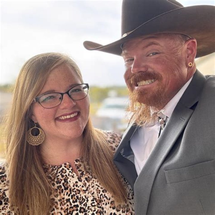 Can a married retired couple both draw Social Security?