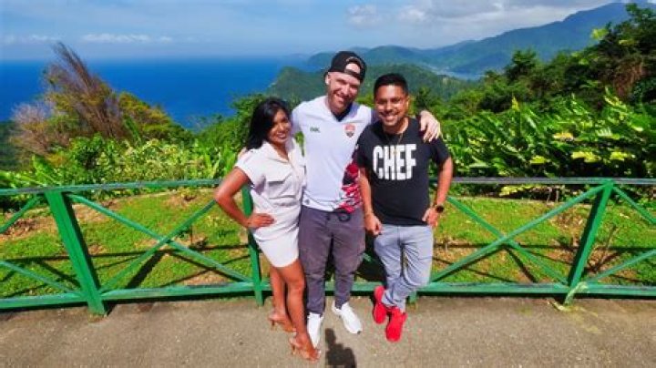 Can a Trinidadian live in the UK?