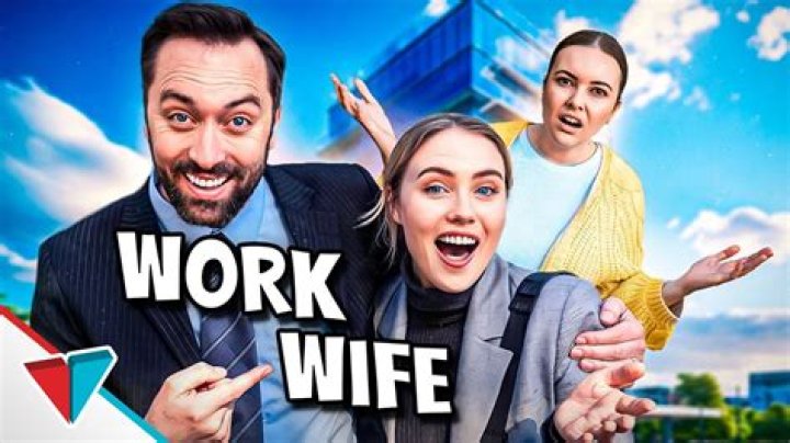 Can a working wife get family pension?