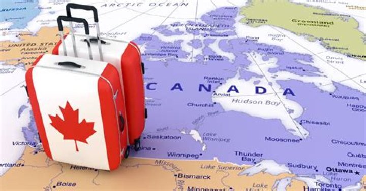 Can Canadians travel to the US legally?