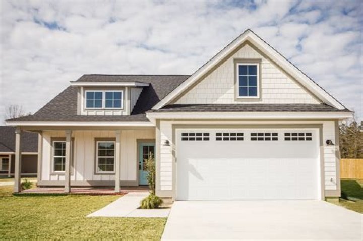 Can I buy a house without my spouse in South Carolina?