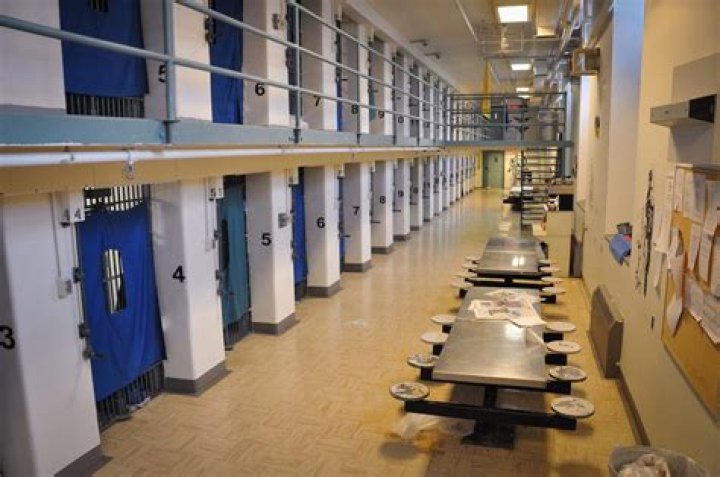 Can inmates go to college while incarcerated?