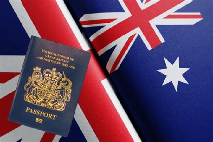 Can you be a dual citizen of UK and Australia?