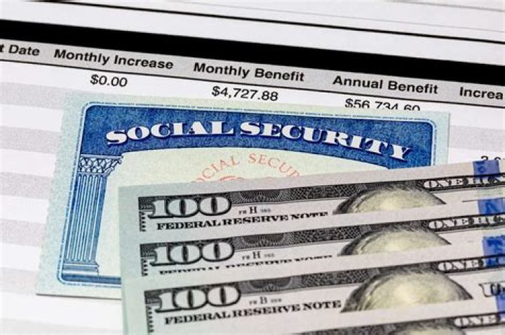 Can you get a Social Security check and a disability check?