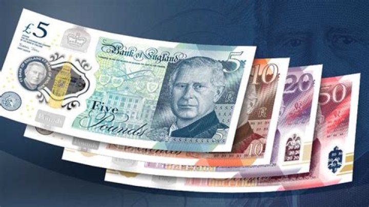 Do consultants make a lot of money UK?