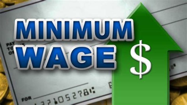 Do contract workers get minimum wage?