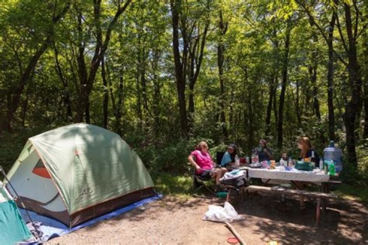 Do national forest campground hosts get paid?