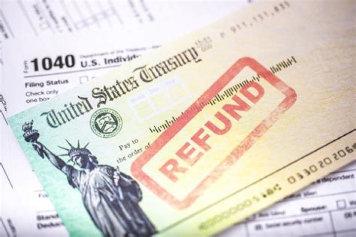Does federal or state tax refund come first?