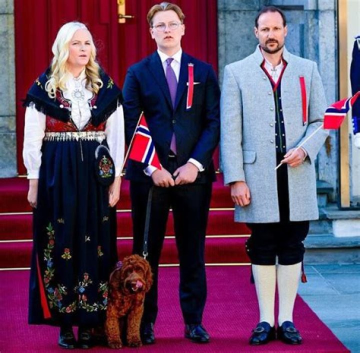 Does Norway have a tax treaty with the UK?