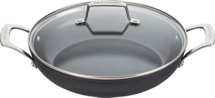 How do I know if my Le Creuset is signature or classic?