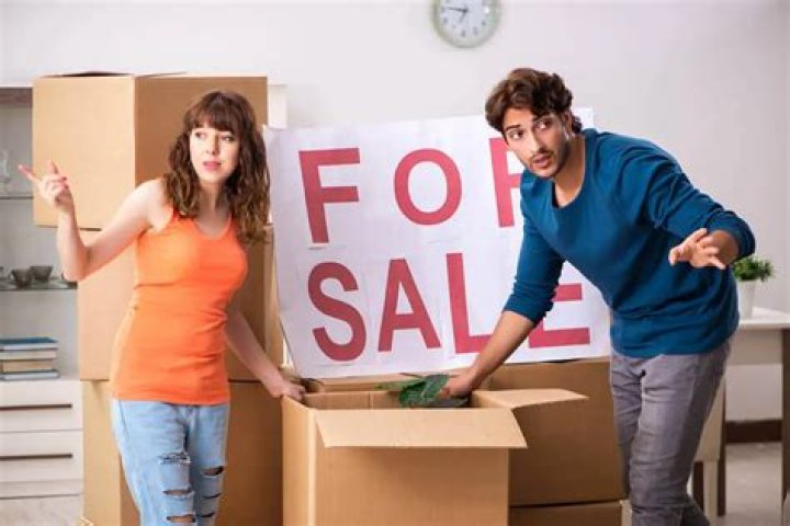 How do you buy someone out of the house in a divorce?