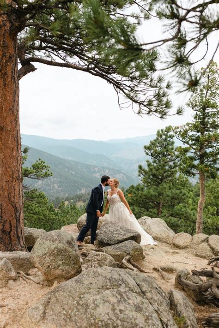 How long do you have to live together to be common law in Colorado?