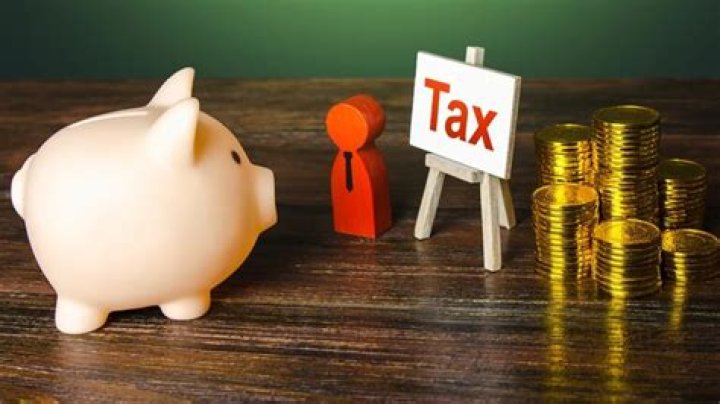 How much money can you receive without paying taxes UK?