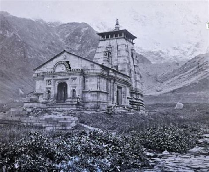 How old Kedarnath temple is?