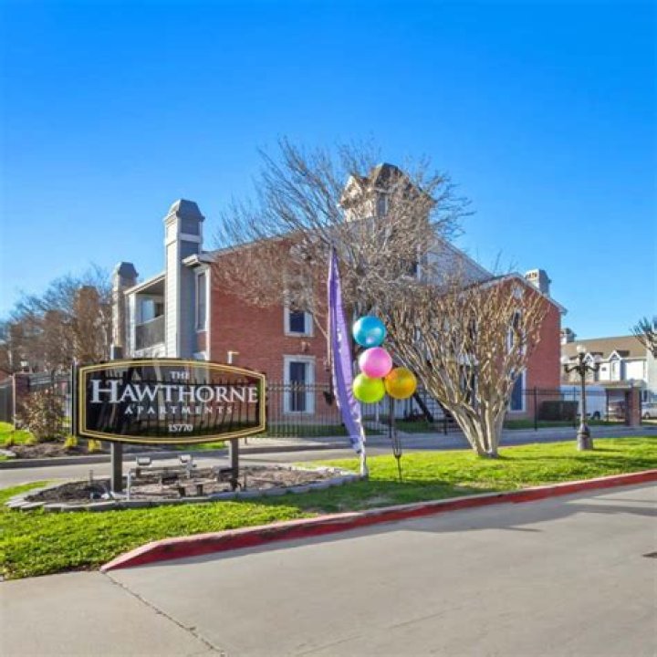 Is Hawthorne CA a bad neighborhood?
