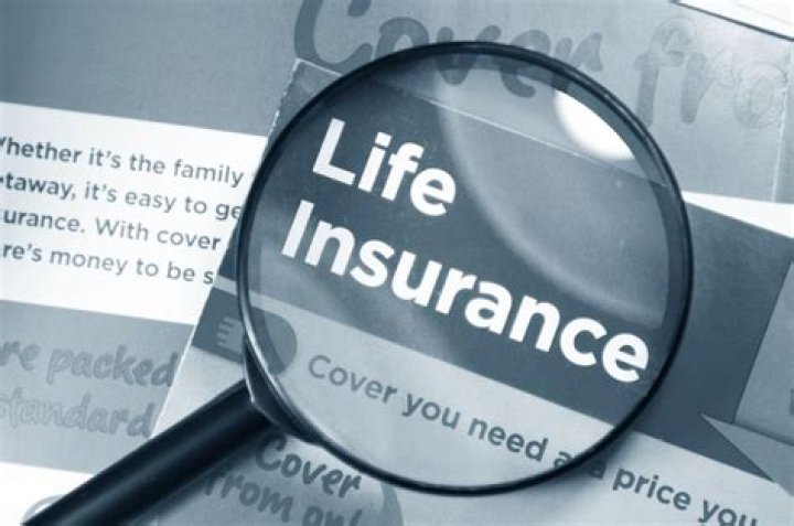 Is life insurance part of divorce settlement?