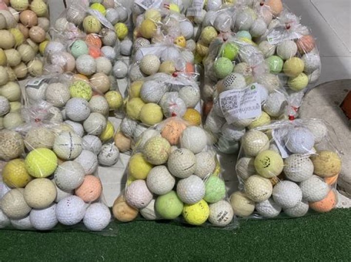 What are the different grades of golf ball?