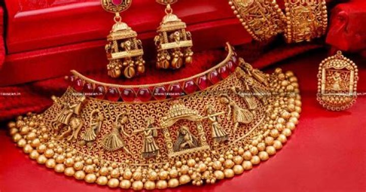 What is the tax on gold jewellery?