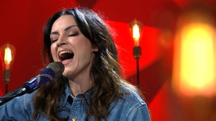 What school did Amy Macdonald go to?