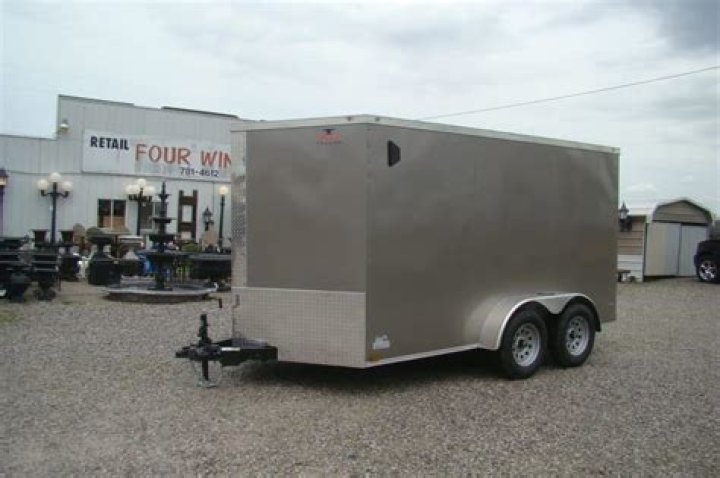 What size do enclosed trailers come in?