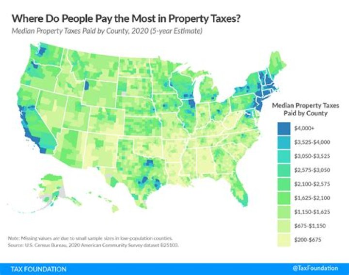 Who pays mortgage tax in Florida?
