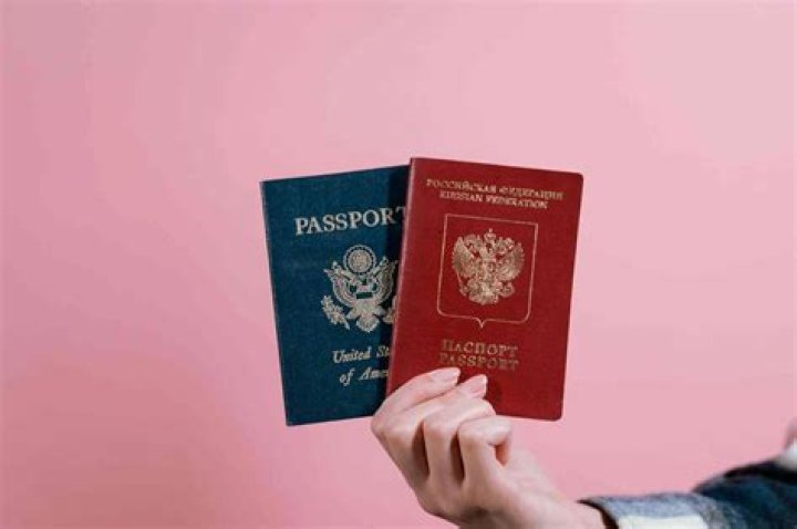 Why dual citizenship should not be allowed?